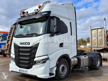 Iveco S-WAY AS440S49T/P tractor unit