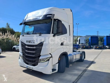 Iveco S-WAY AS440S51T/P tractor unit