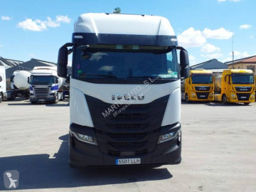 Iveco tractor unit