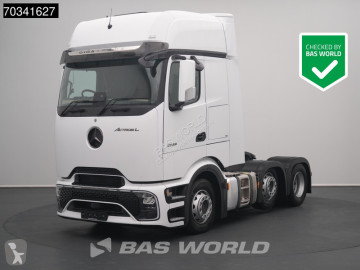 Mercedes tractor unit