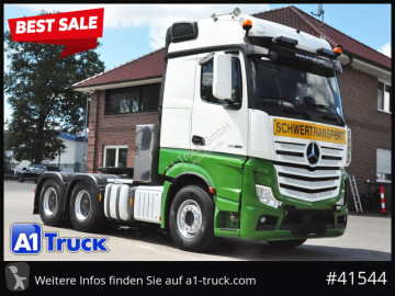 Mercedes exceptional transport tractor unit