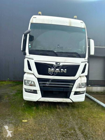 MAN TGX 19.520 tractor unit