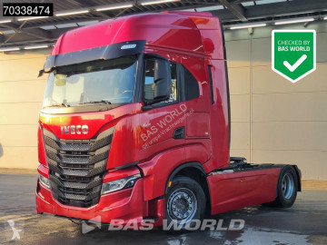 Traktor Iveco