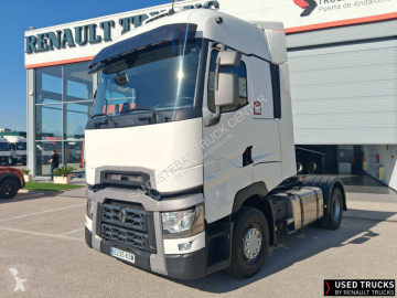 Tahač Renault