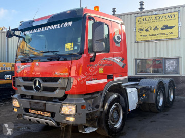 Cabeza tractora Mercedes