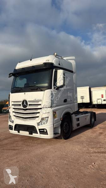 MercedesActros1845