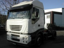 جرار Iveco Stralis 430