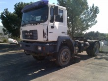 Cabeza tractora MAN F2000 19.364 usada