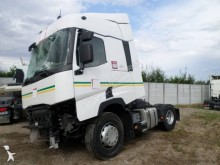 Renault Gamme T 460 tractor unit damaged