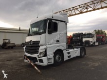 Cabeza tractora usada Mercedes Actros 1845