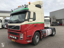 Volvo nyergesvontató FM12