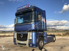 جرار Renault MAGNUM 520 DXI