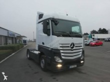 Cabeza tractora Mercedes Actros 1845 usada