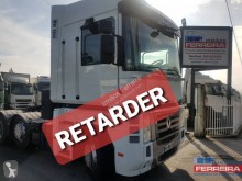 جرار موكب استثنائي Renault Magnum 520