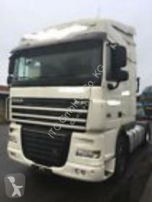 牵引车 达夫 XF105- 460 SZM Space Cap 2x vorhanden