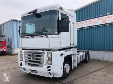 Tracteur Renault Magnum