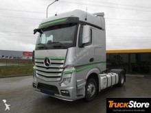 جرار Mercedes Actros 1845