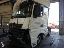 Tracteur Mercedes Actros 1845 accidenté