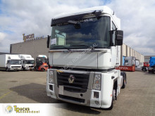 جرار Renault Magnum 440