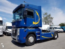 Cabeza tractora Renault Magnum 500 DXI usada