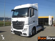 Tahač snížený Mercedes Actros 1845