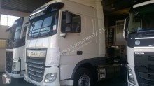 Cabeza tractora DAF nueva