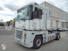 Cabeza tractora Renault Magnum