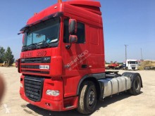 Cabeza tractora DAF XF105 FT 460 usada