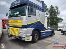 Cabeza tractora DAF XF95 480 usada