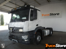 Cabeza tractora usada Mercedes Actros 1843LS