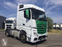 Cabeza tractora Mercedes usada