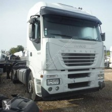 Cabeza tractora Iveco Stralis 440 S 43 accidentada