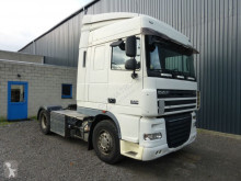 Cabeza tractora DAF XF105 410 usada