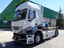 Traktor Renault Premium 460 DXI skadad