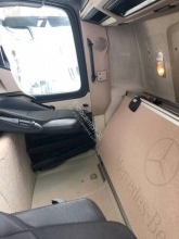 Mercedes tractor unit Actros 1845 LS
