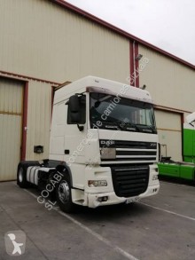Cabeza tractora productos peligrosos / ADR DAF XF 460