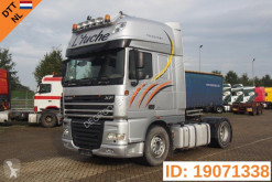 DAF tractor unit XF105