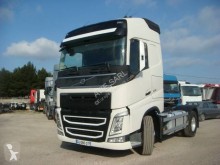 Volvo tractor unit FH13 500