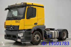 Cabeza tractora productos peligrosos / ADR Mercedes Actros