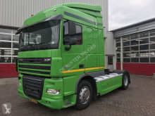 Тягач DAF XF105 б/у