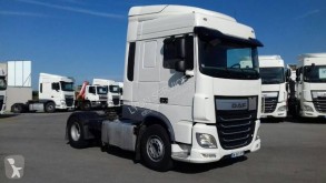Cabeza tractora DAF XF 460 usada