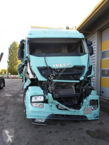 جرار Iveco Stralis متعرضة لحادث