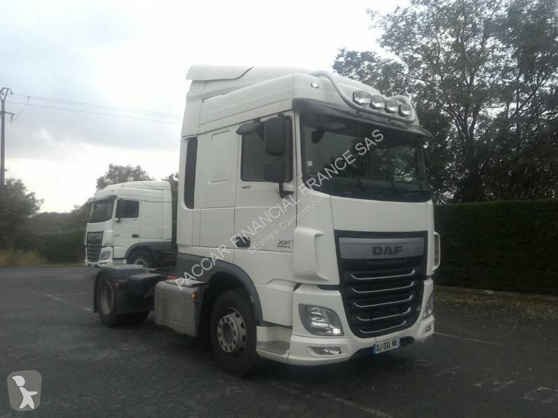Ver las fotos Cabeza tractora DAF XF 460