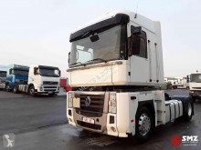 جرار Renault AE 520 مستعمل