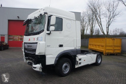 Tracteur DAF XF 106