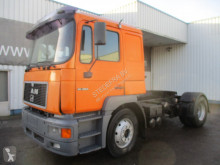 جرار MAN F2000 مستعمل