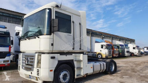 Trekker Renault Magnum 440