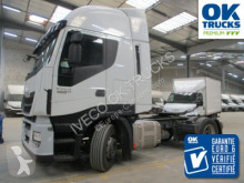 جرار Iveco Stralis AS440S46T/P مستعمل