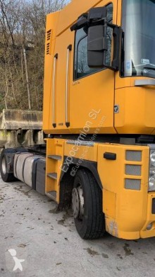 Nyergesvontató Renault Magnum használt