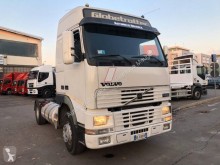 جرار Volvo مستعمل